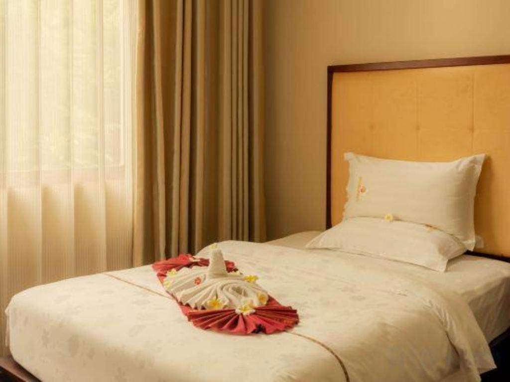 Xishuangbanna Hotel Managed By Xandria Hotel Luang Prabang Zewnętrze zdjęcie