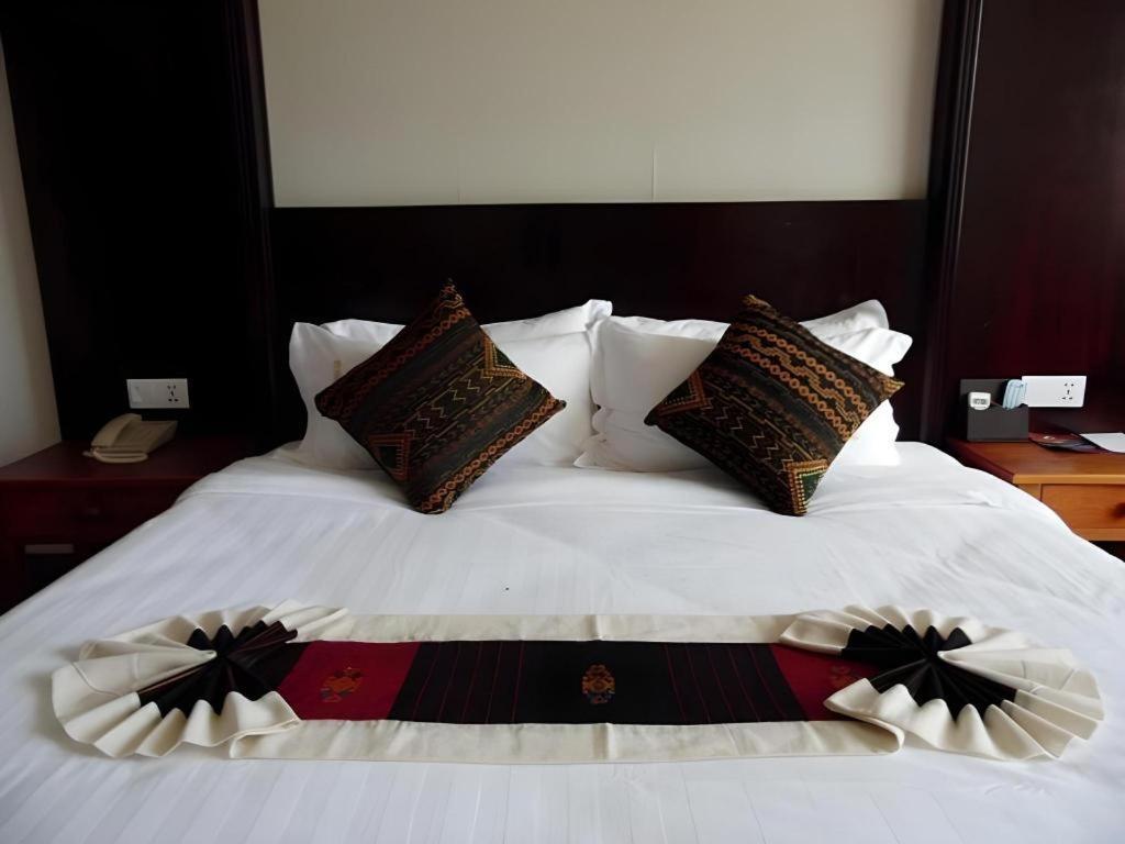 Xishuangbanna Hotel Managed By Xandria Hotel Luang Prabang Zewnętrze zdjęcie