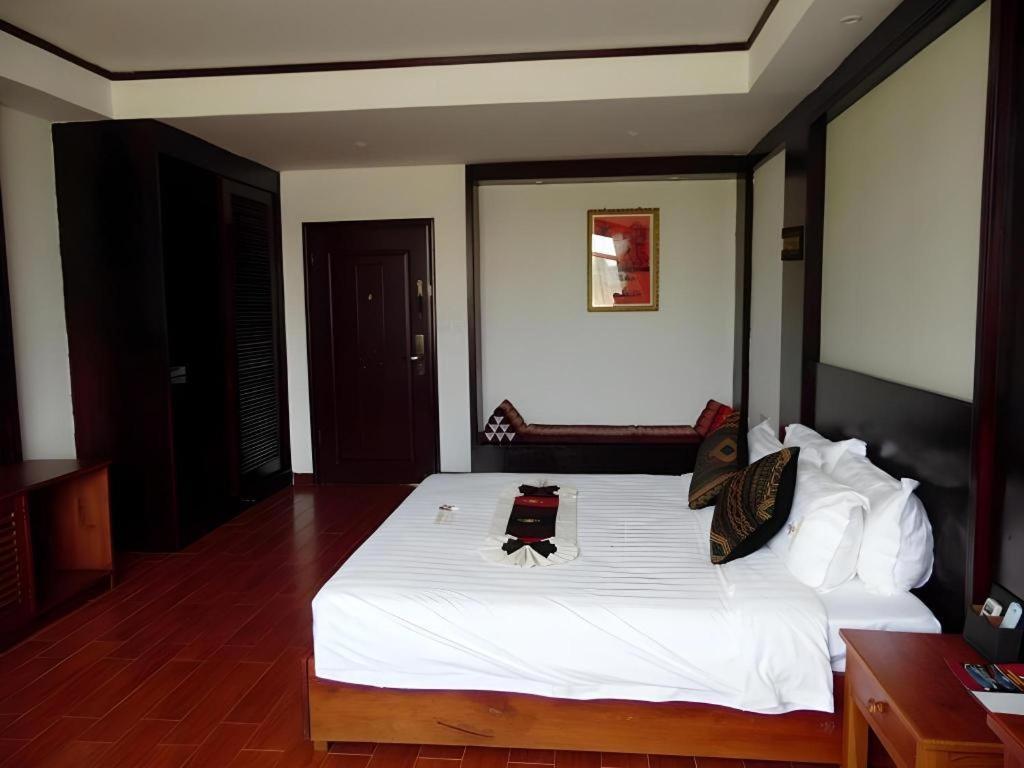 Xishuangbanna Hotel Managed By Xandria Hotel Luang Prabang Zewnętrze zdjęcie