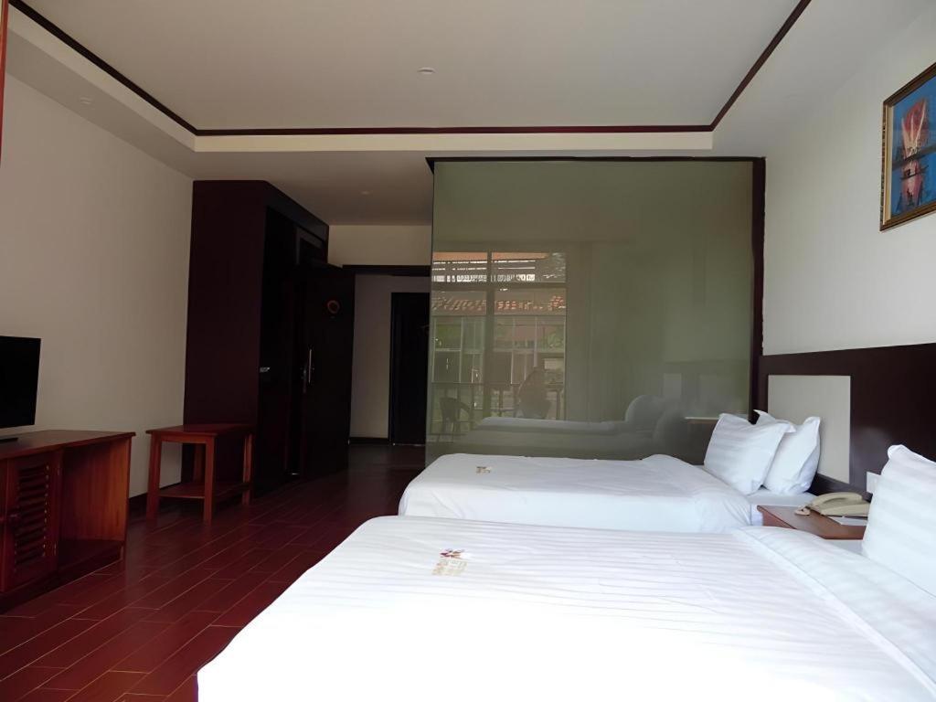 Xishuangbanna Hotel Managed By Xandria Hotel Luang Prabang Zewnętrze zdjęcie