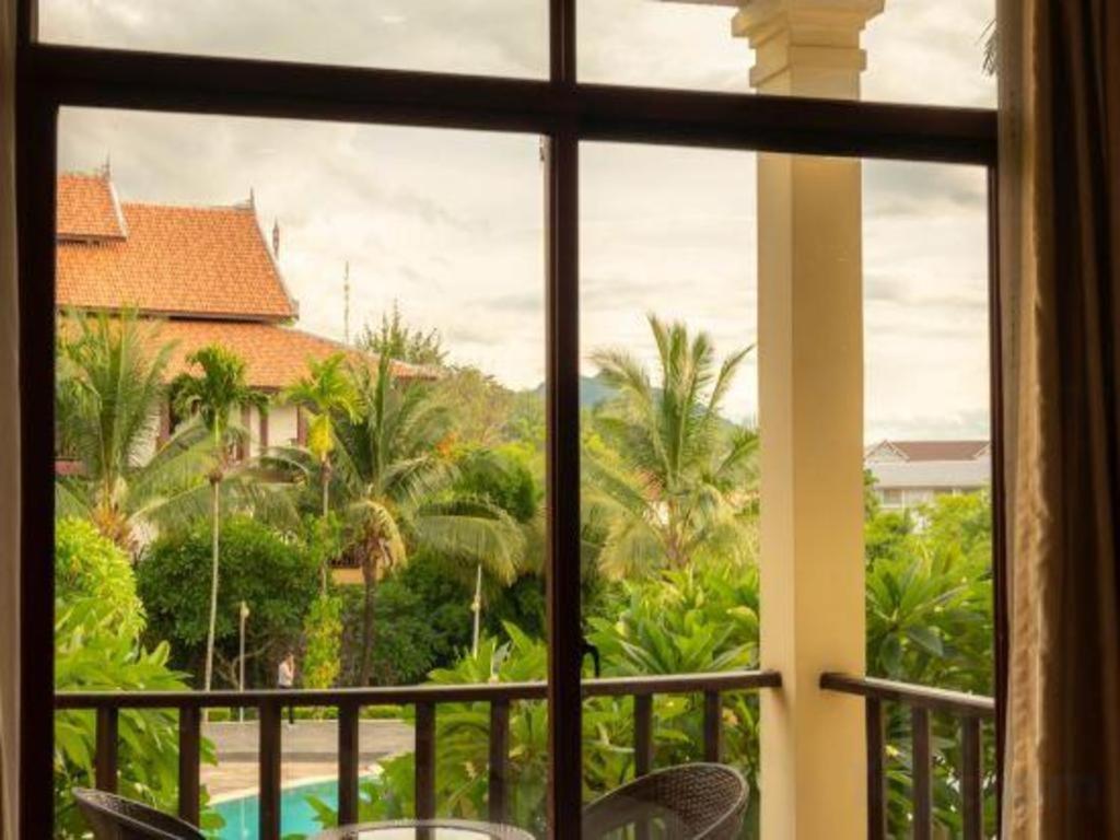 Xishuangbanna Hotel Managed By Xandria Hotel Luang Prabang Zewnętrze zdjęcie