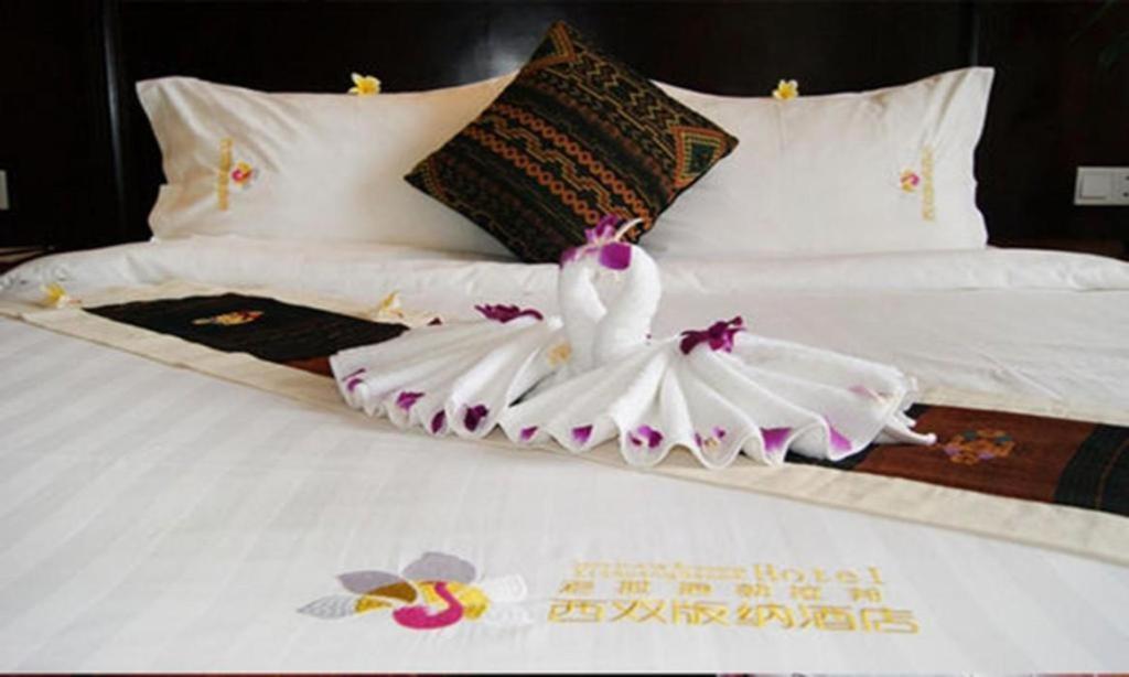 Xishuangbanna Hotel Managed By Xandria Hotel Luang Prabang Zewnętrze zdjęcie