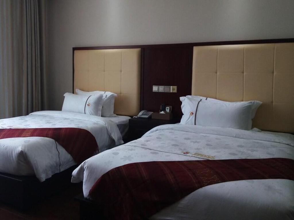 Xishuangbanna Hotel Managed By Xandria Hotel Luang Prabang Zewnętrze zdjęcie