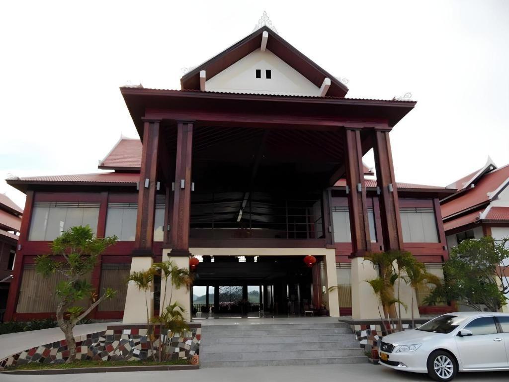 Xishuangbanna Hotel Managed By Xandria Hotel Luang Prabang Zewnętrze zdjęcie